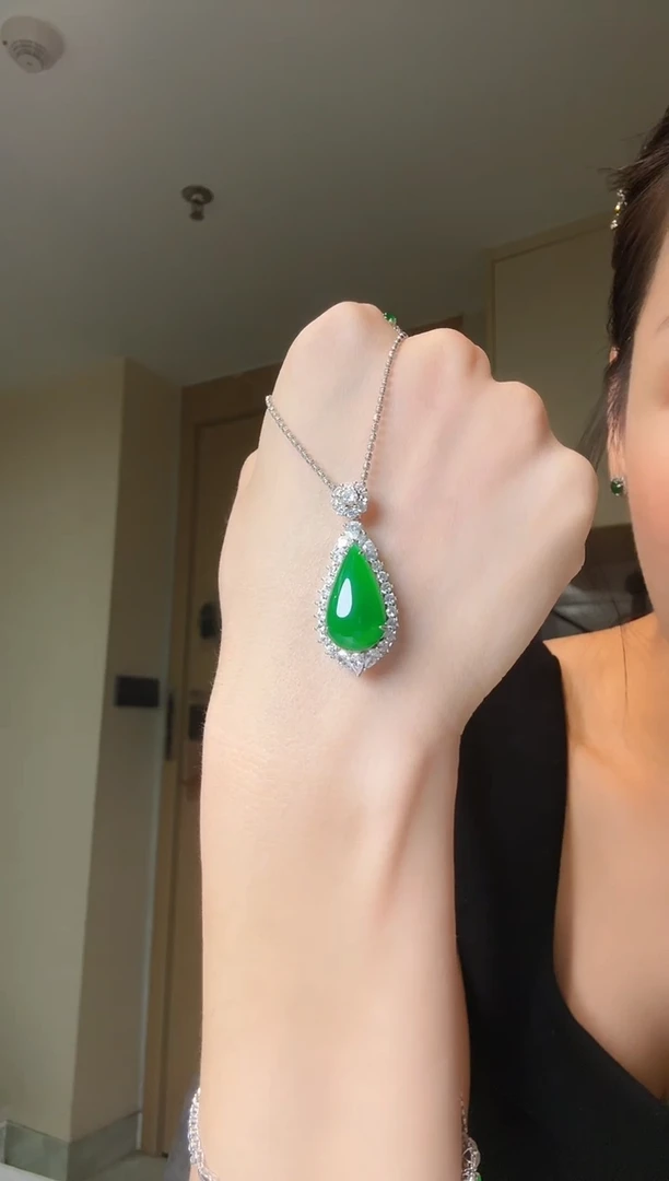 翡翠银S925镶嵌吊坠(不含链)天然翡翠吊坠