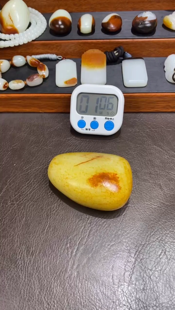 未镶嵌和田玉摆件云****.和田玉