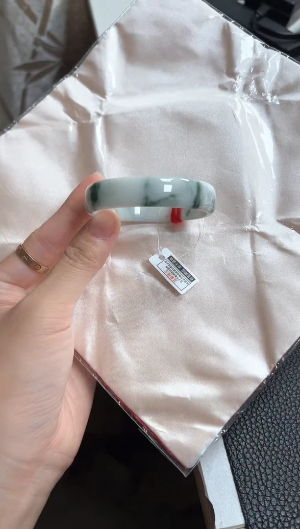 未镶嵌手镯翡翠圈口53