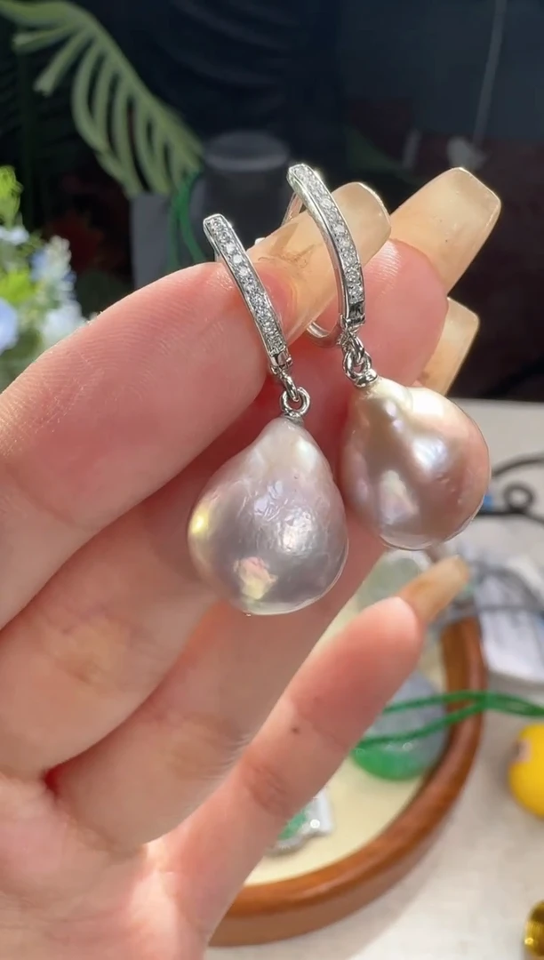 【闪购商品】淡水珍珠耳饰18K金镶嵌耳饰