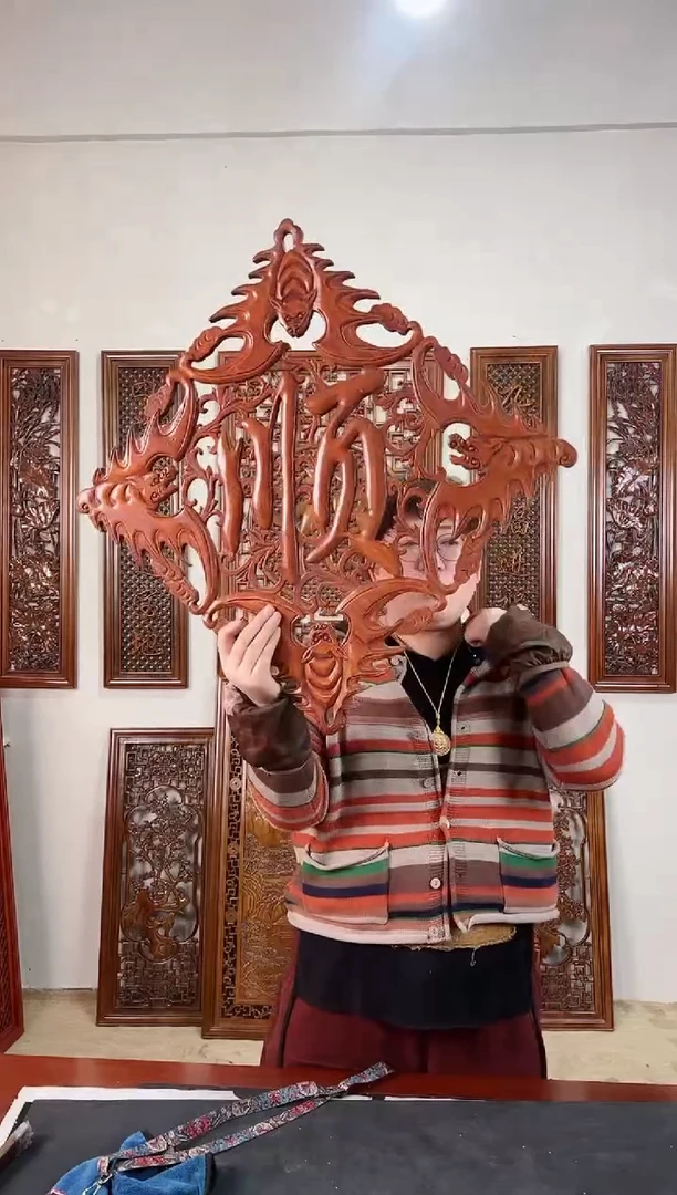 【闪购商品】香樟木木雕对角70公分  顺 字