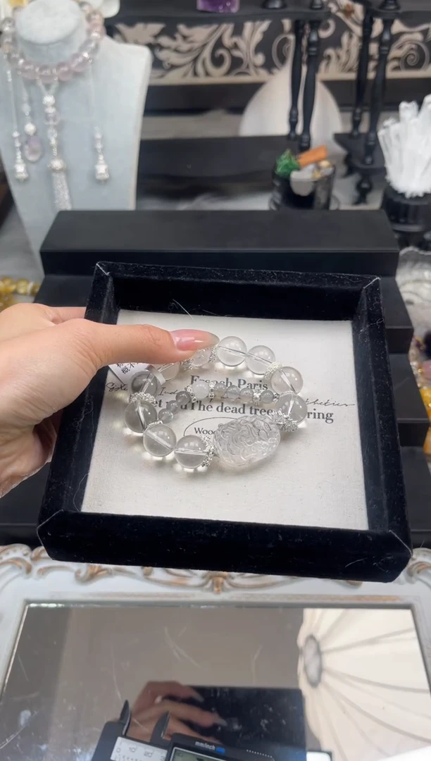 【闪购商品】烟晶手链银S925镶嵌天然水晶 多样性发货