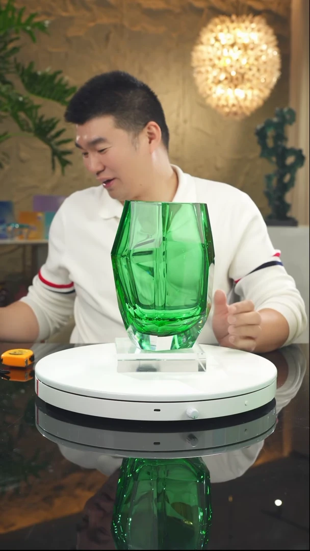 【闪购商品】瓷片福利绿色切面花瓶