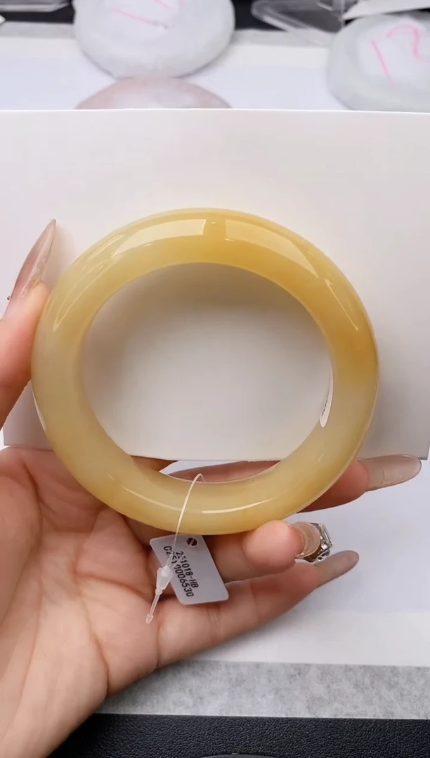 未镶嵌手镯石英质玉w104-HB60+