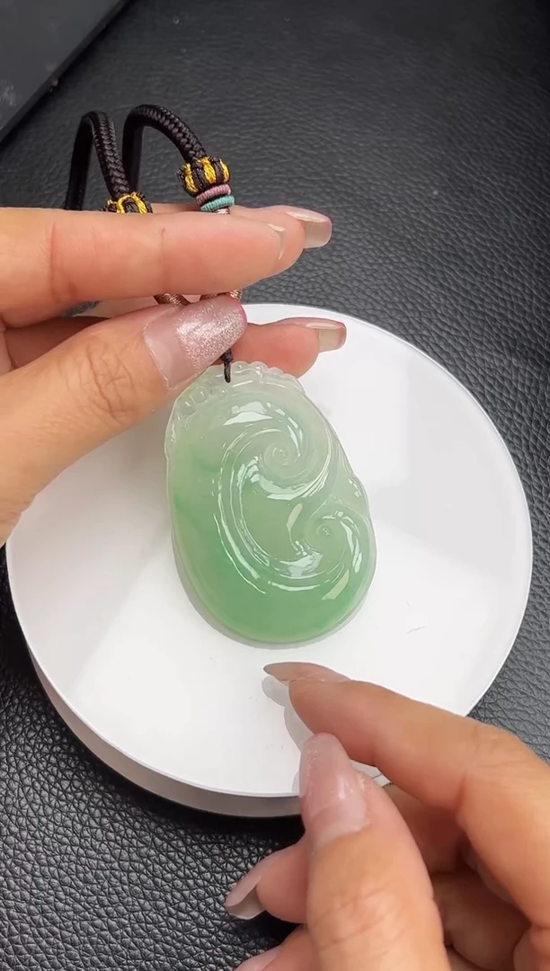 【闪购商品】翡翠颈饰未镶嵌YM1118-1 如意