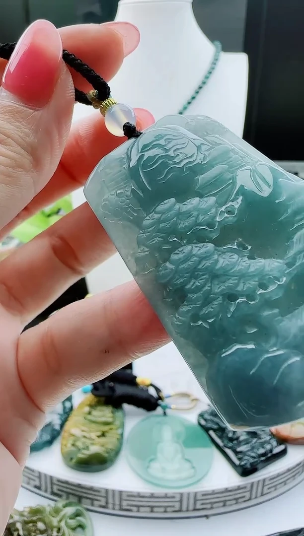 【闪购商品】翡翠颈饰未镶嵌11111111