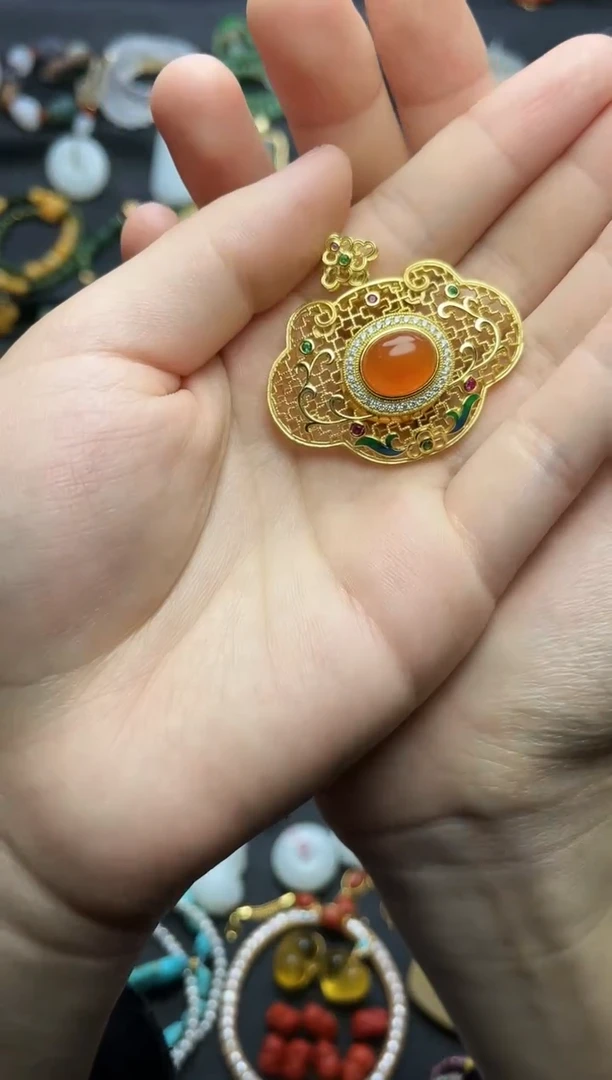 银S925镶嵌颈饰南红玛瑙如意锁06