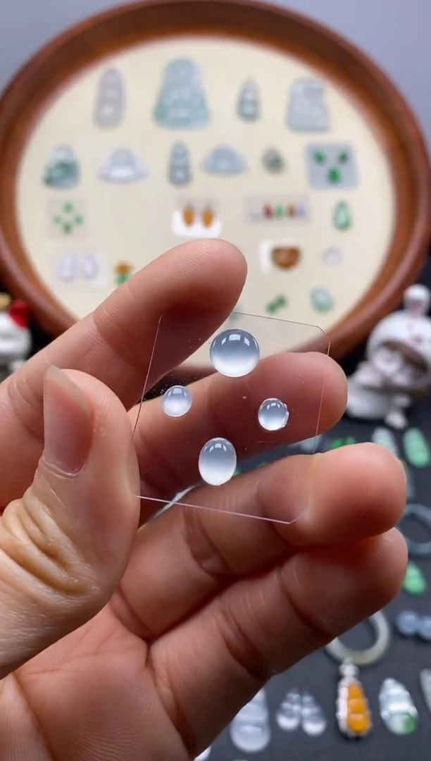 颈饰未镶嵌翡翠4颗冰蛋面/芬