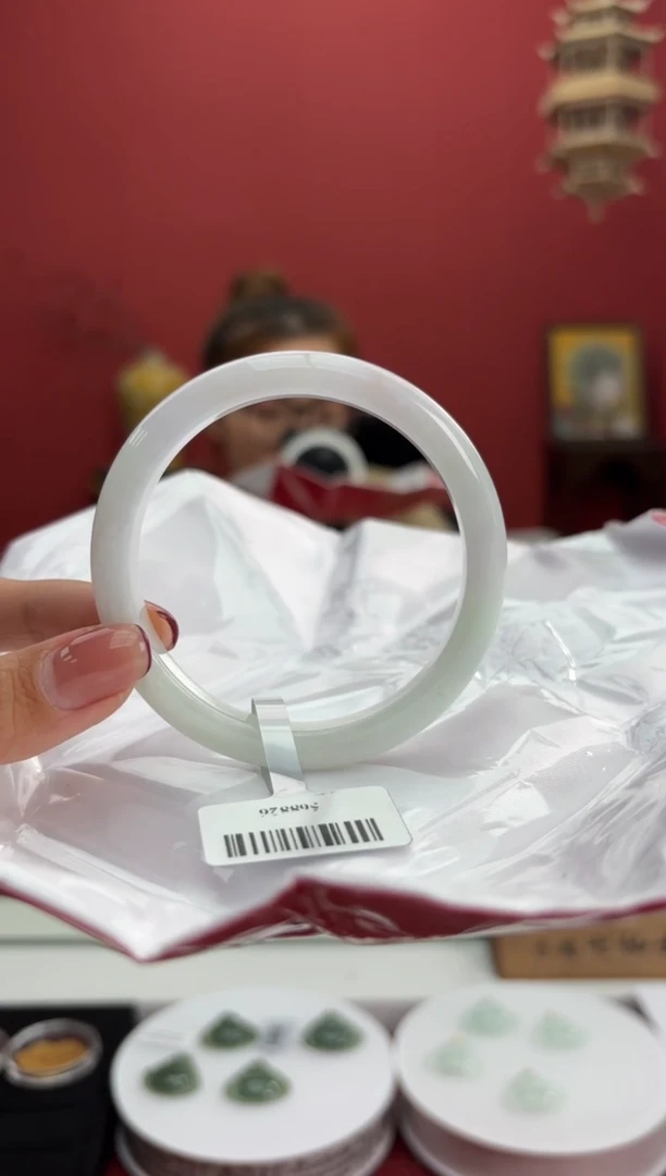 【闪购商品】翡翠手镯未镶嵌11手镯