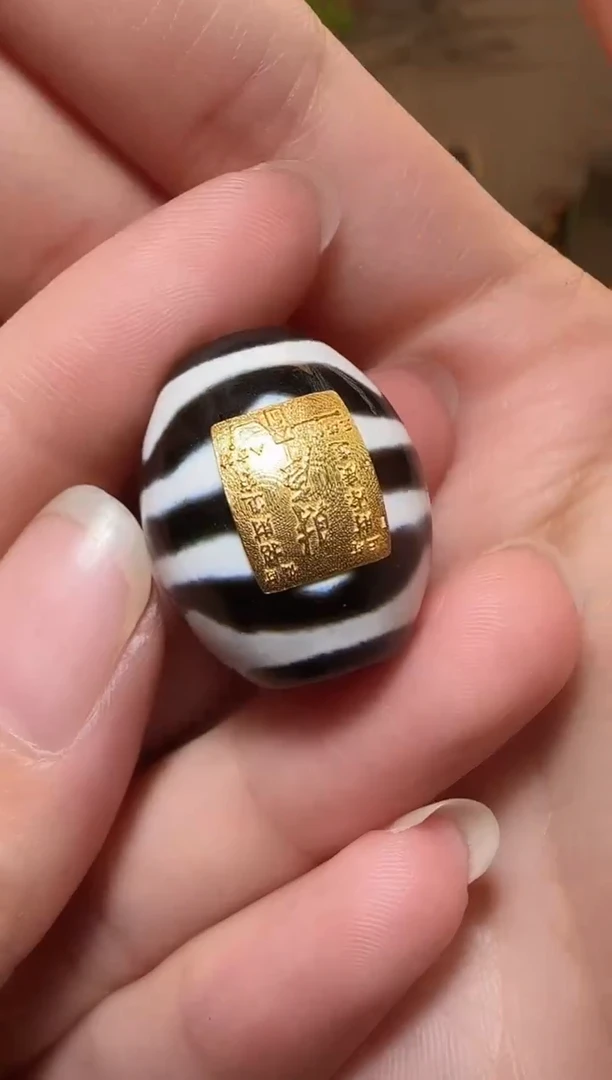 【闪购商品】玛瑙颈饰18K金镶嵌吊坠