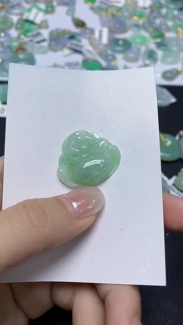 翡翠未镶嵌颈饰天然缅甸翡翠A货