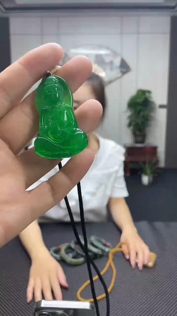翡翠挂件未镶嵌观音多样性发货任意一件