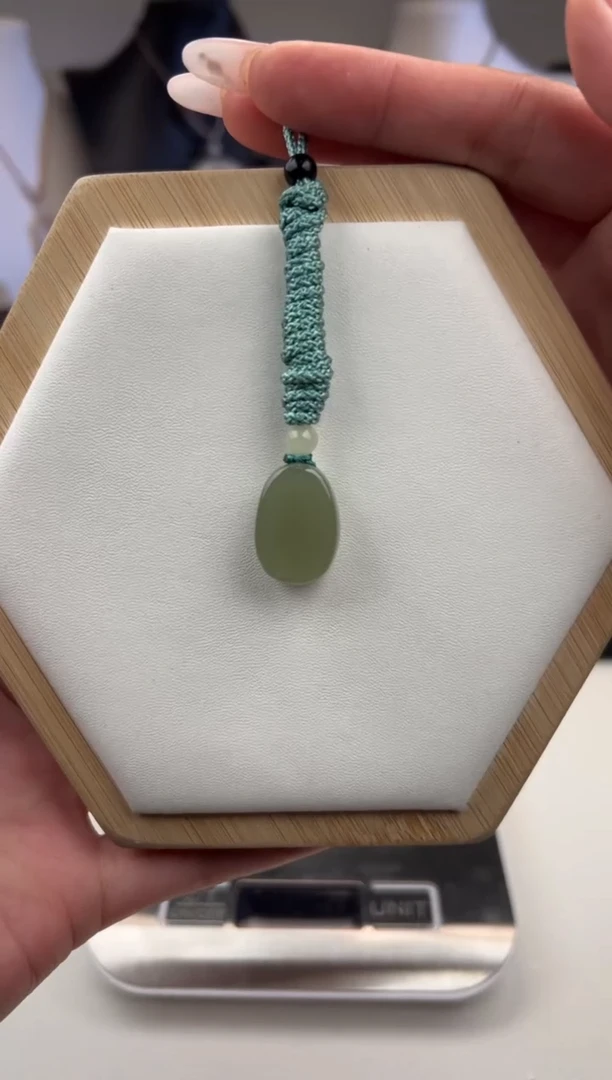 颈饰未镶嵌和田玉99