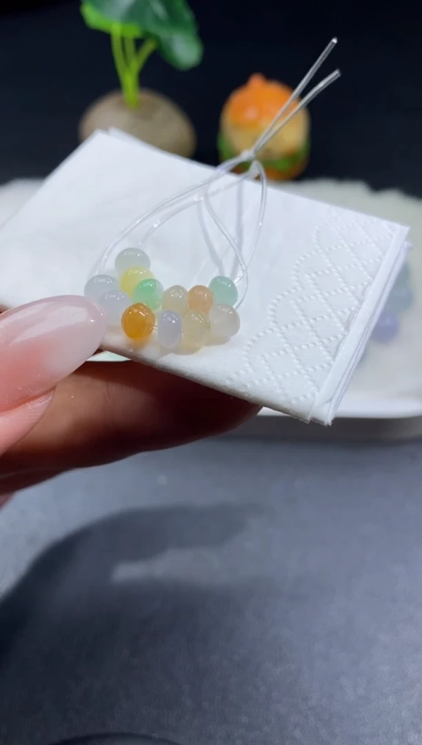 翡翠未镶嵌颈饰翡翠净货-9004