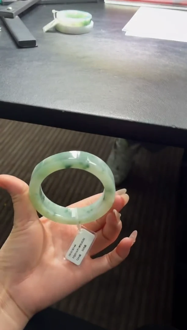 未镶嵌手镯定制翡翠春***?手镯DDX/发一件