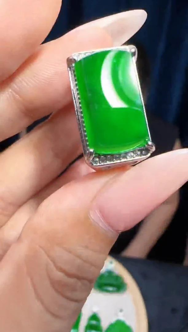 未镶嵌定制翡翠翡翠戒指63