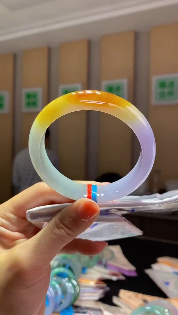 未镶嵌手镯翡翠-C119 圈口57 全款18万 定金2万