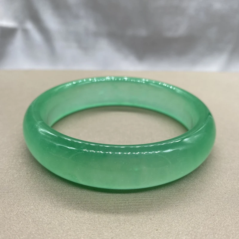 【绿意盎然 永恒暖阳】绿手镯Q35326