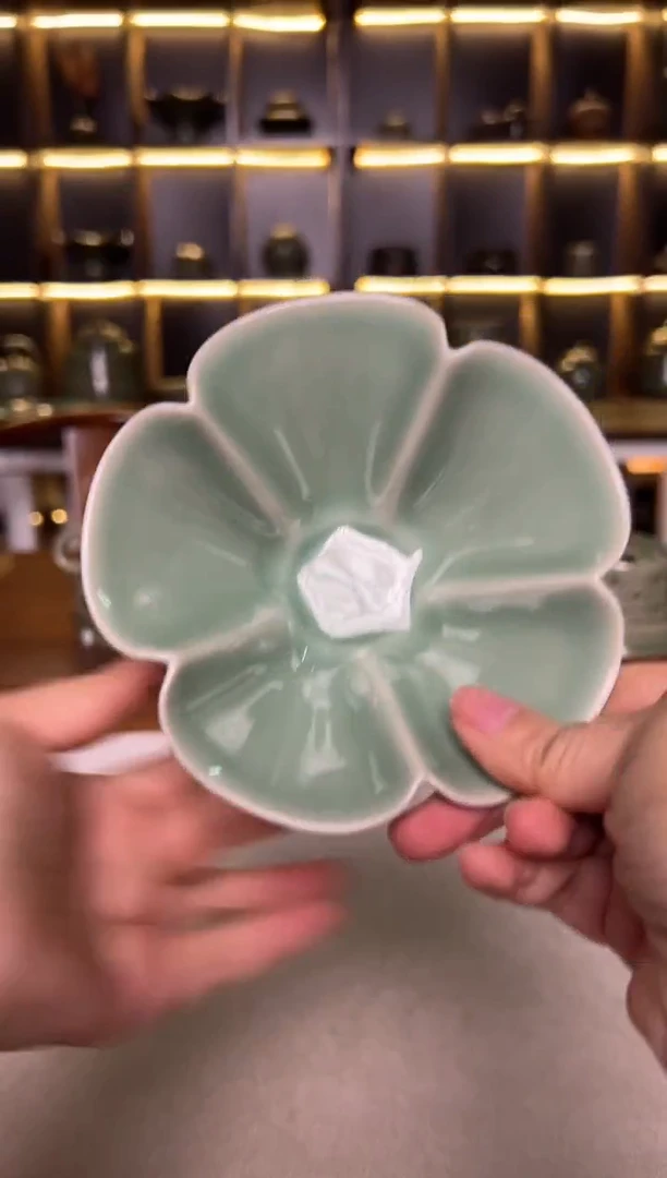 瓷片耀州窑青釉葵口出筋花口盏正品一只