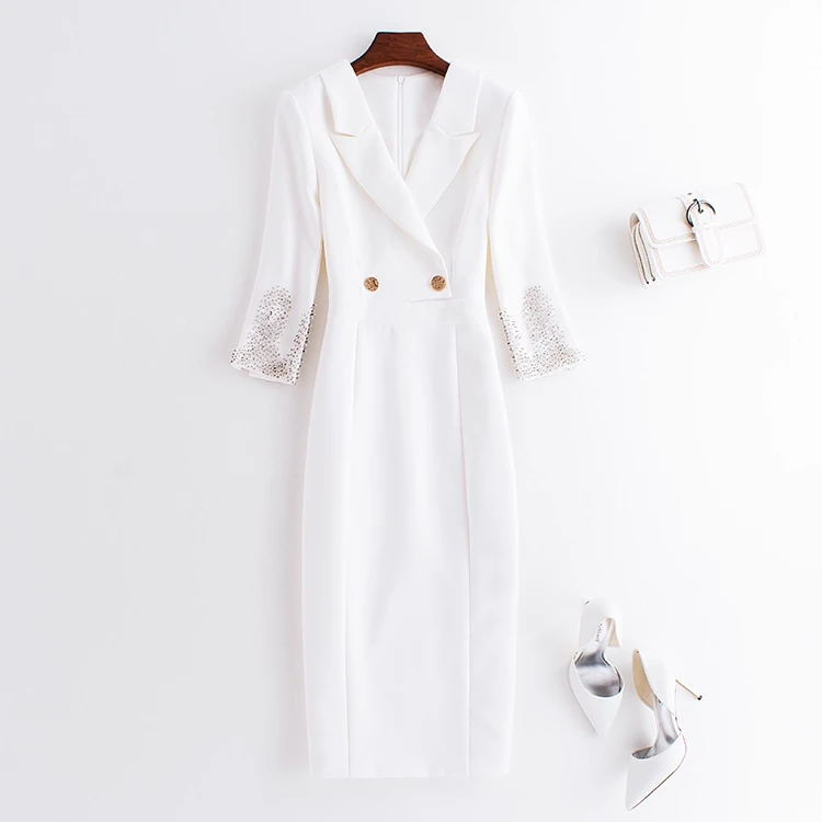 白色连衣裙高端大气上档次2025新款女高级感正式场合主持人礼服裙