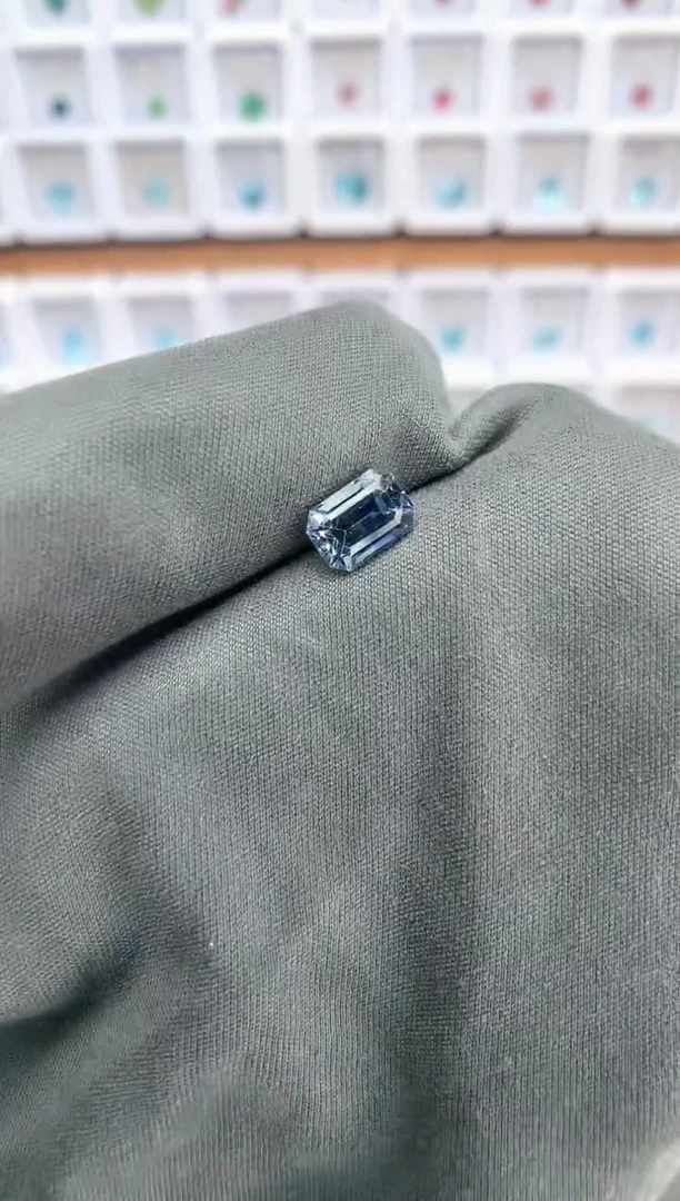 定制蓝宝石裸石未镶嵌1.51ct 老烧 12043