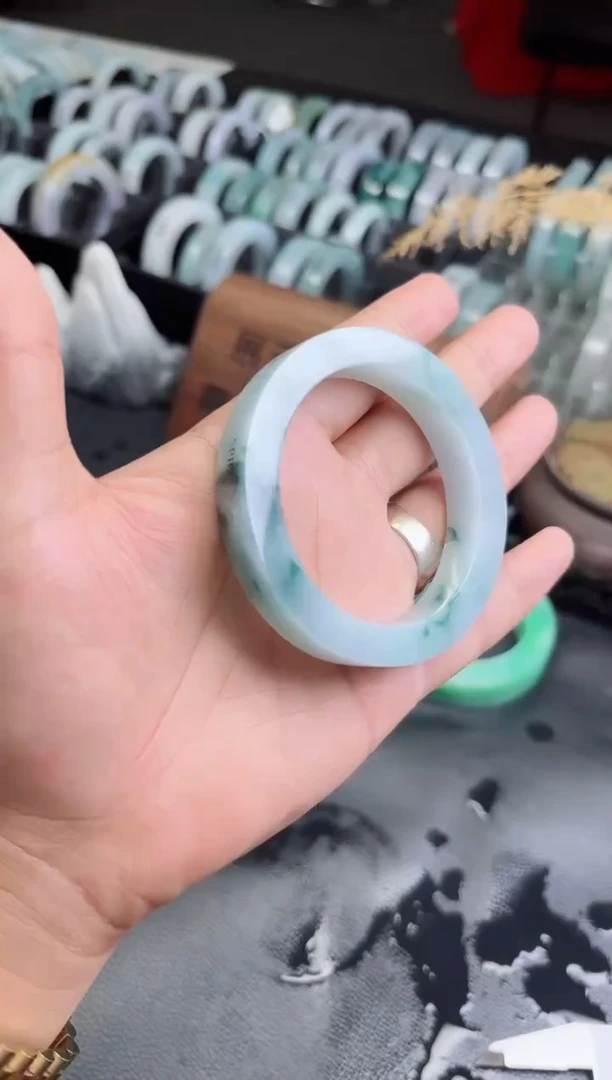 定制翡翠手镯未镶嵌颜*手镯定制