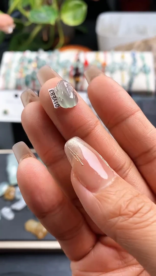 【闪购商品】翡翠裸石128一只的小貔貅