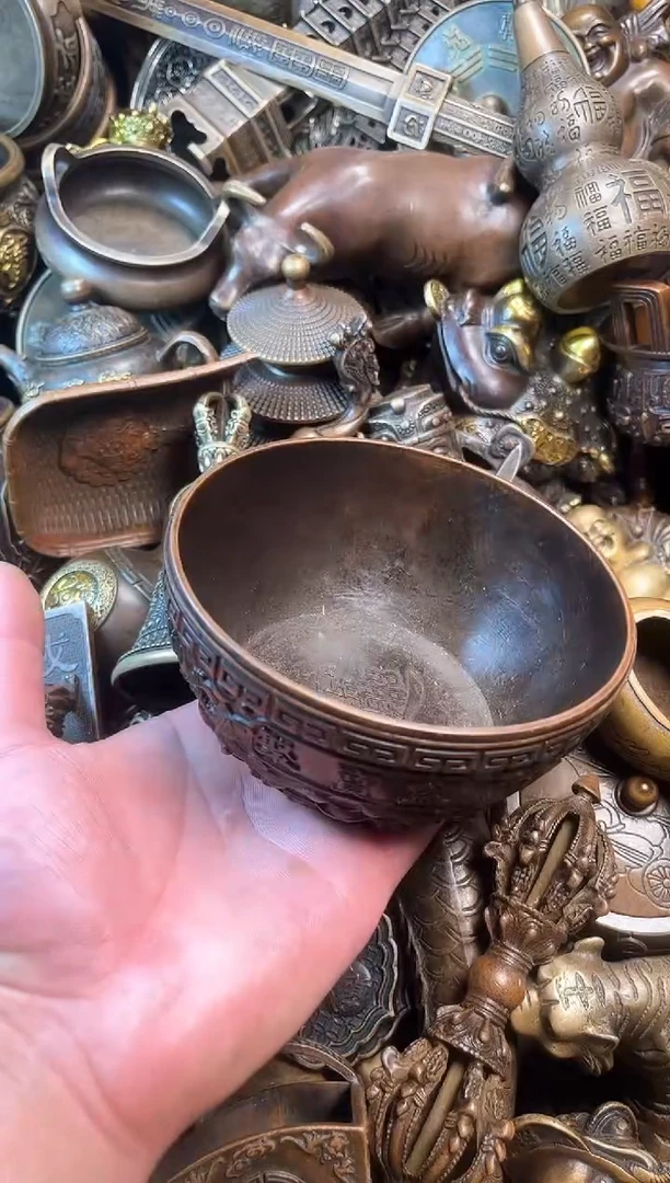 精美铜器点击下单