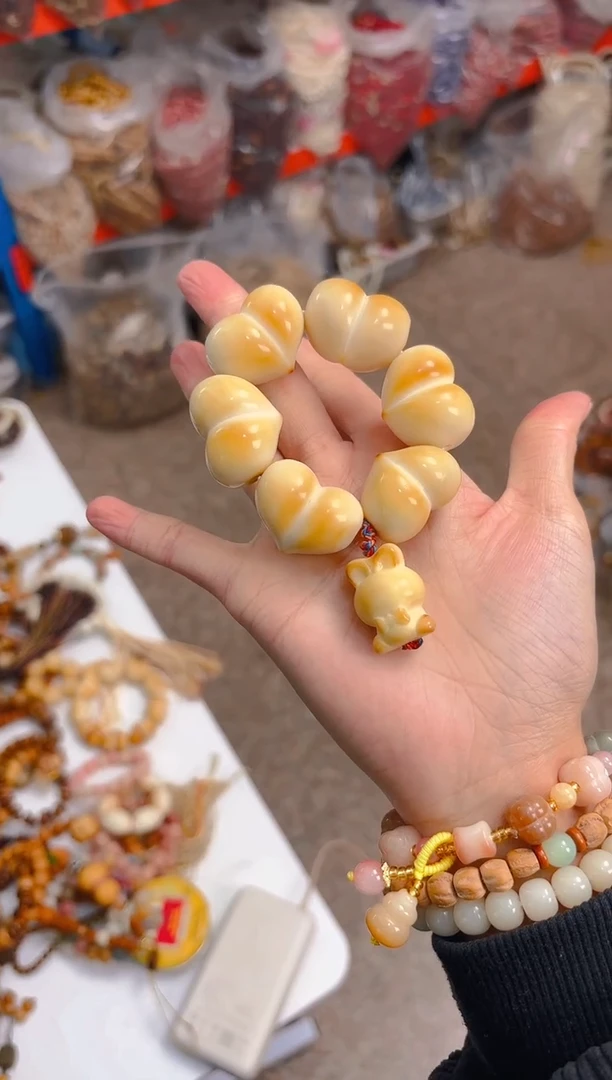 吊坠菩提根/象牙果炭烤爱心手捻  兔子