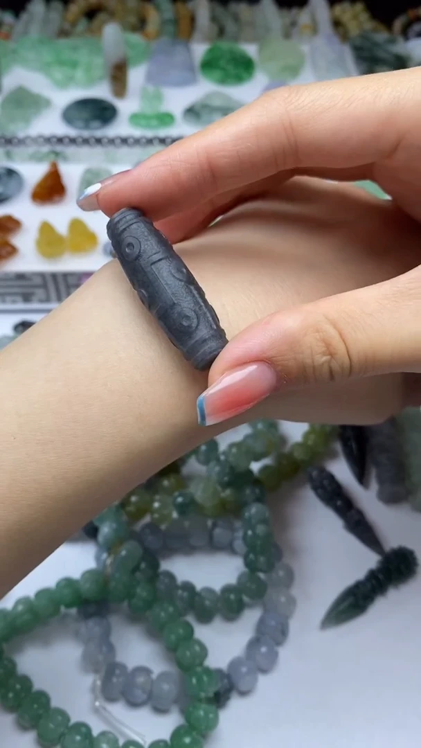 未镶嵌定制翡翠毛货定制不退不换