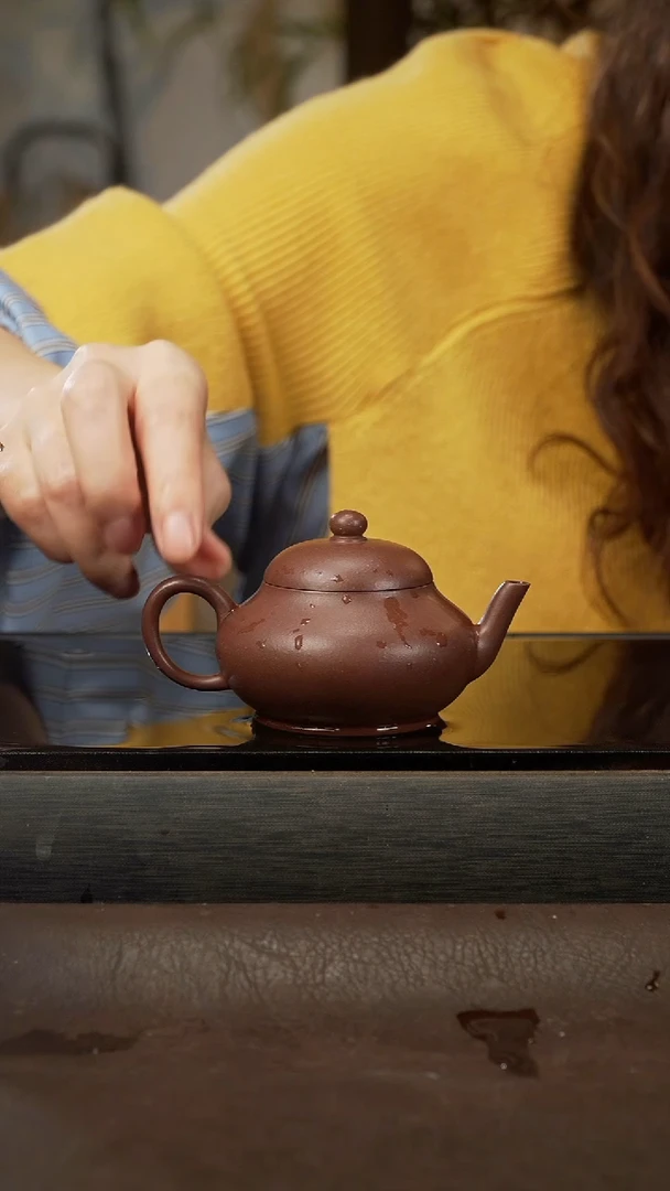 茶壶紫砂23 梨形 紫玉金砂 110cc