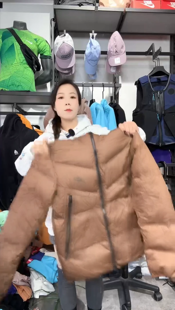 1707编码 瑕疵款直播间过款为准 尺码160