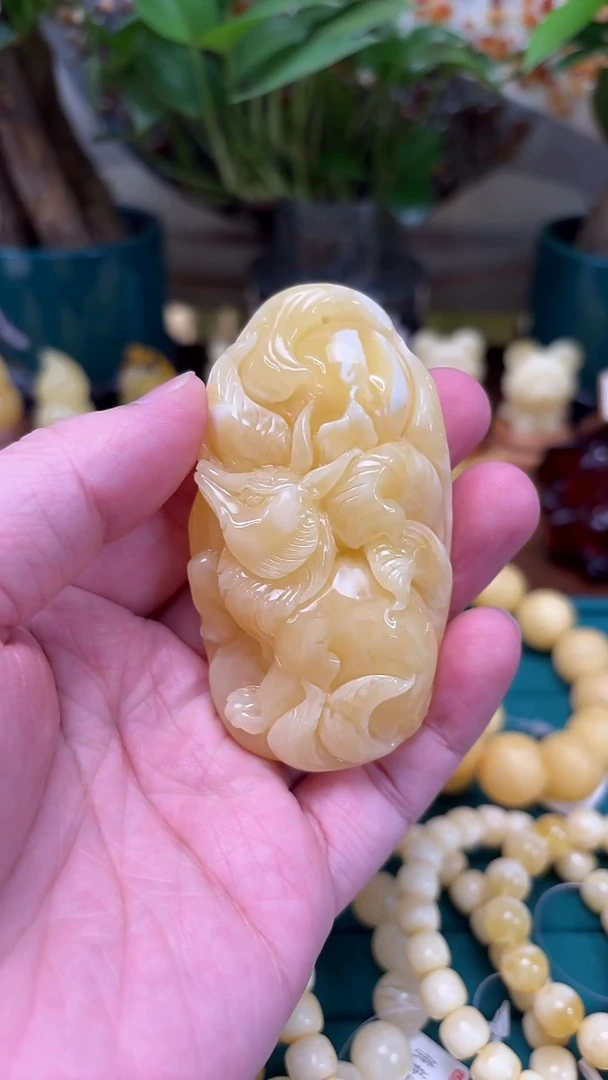 手链蜜蜡未镶嵌p15精品白花蜡雕刻件 38.41克