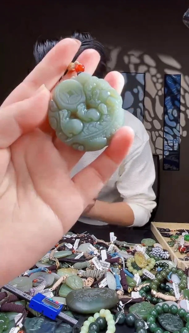 【闪购商品】和田玉颈饰未镶嵌拍一发一