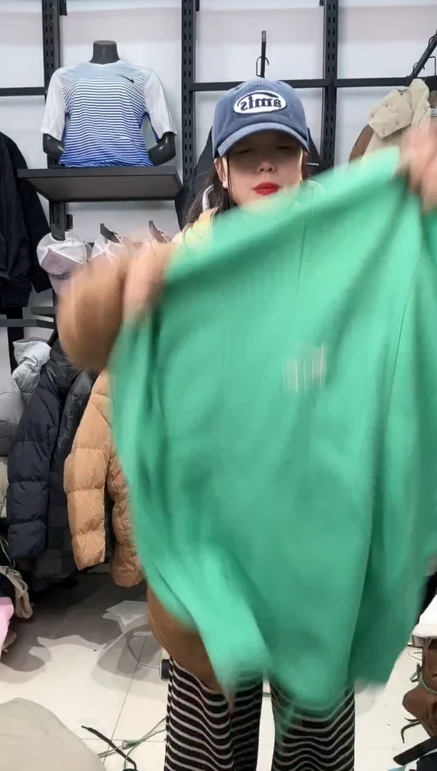 2368  闪购编码  运动卫衣裤以直播间过款为准 尺码  ·