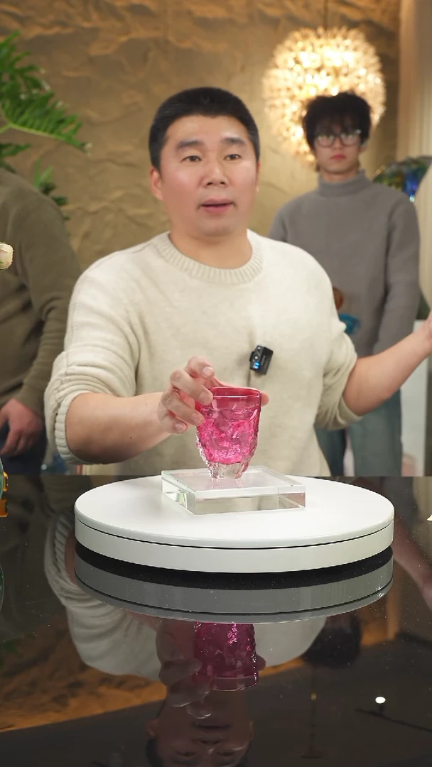 【闪购商品】摆件设计款金红水杯