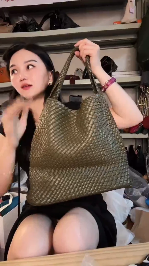 牛皮（革）珊瑚女包潮流欧美新款真皮女包单肩手提包斜挎包包