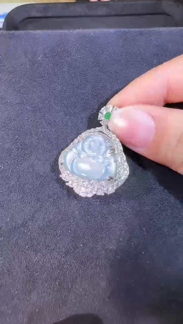 颈饰银S925镶嵌翡翠佛公