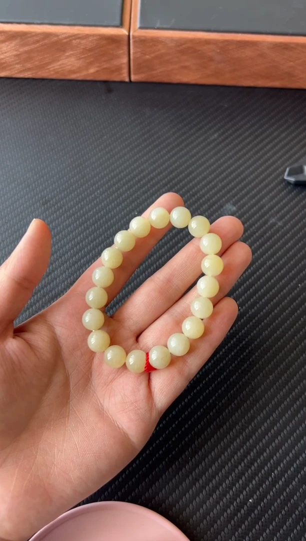 【闪购商品】和田玉手串未镶嵌且末微色差迪克兰二细卡10