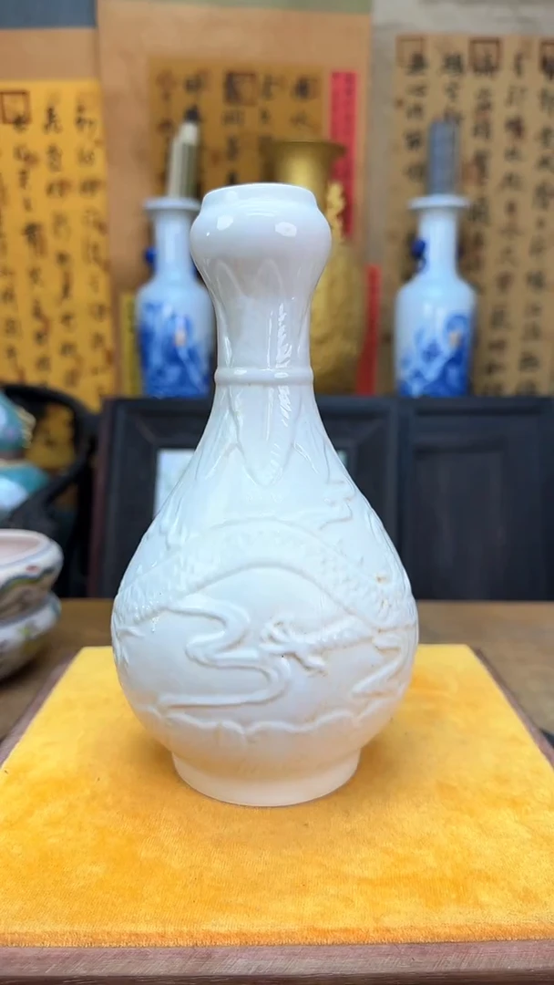 【闪购商品】瓶景德镇陶瓷甜白釉蒜天瓶