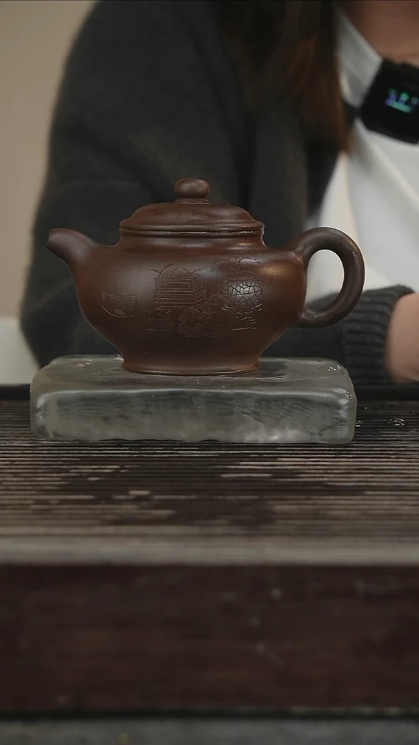 茶壶紫砂68号400CC