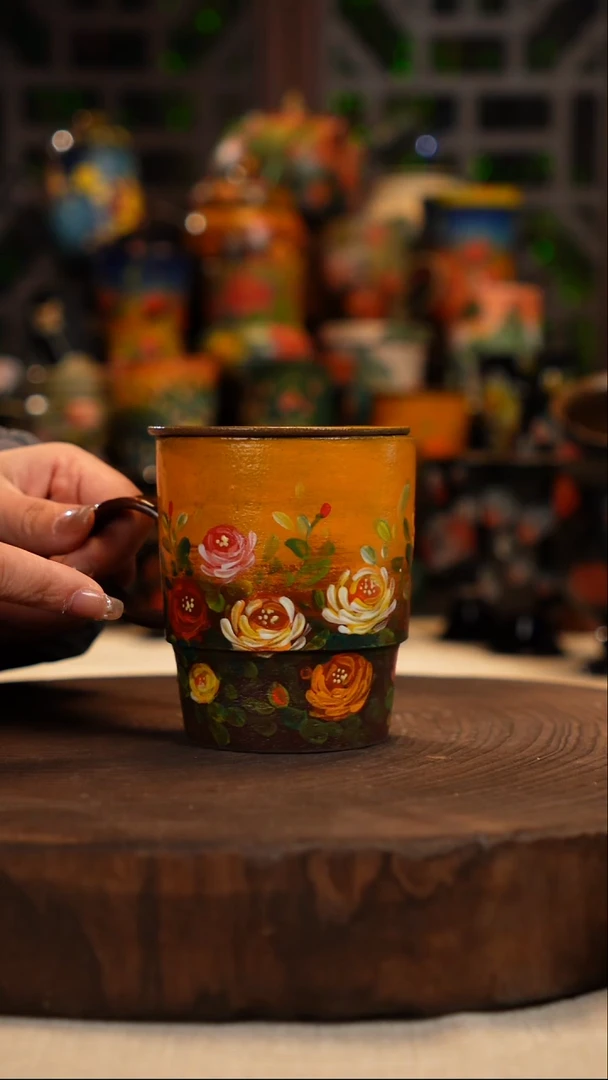油画    釉下彩   杯子