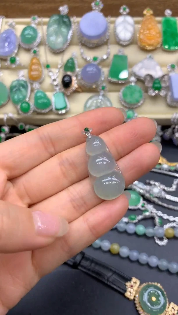 【闪购商品】翡翠颈饰18K金镶嵌145-中国好珍宝