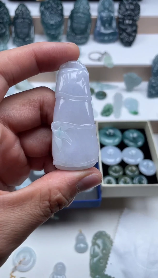 颈饰未镶嵌翡翠天然翡翠A货