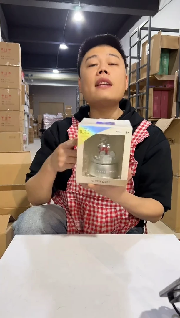 【闪购商品】杯原盒米奇100周年水晶球