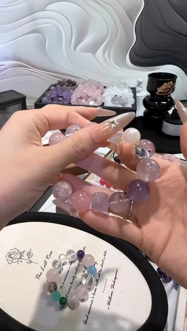 水晶手串未镶嵌多宝