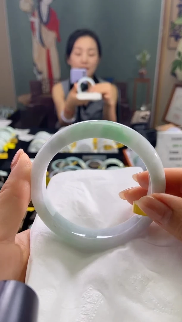 未镶嵌手镯翡翠是*吖58.6圈口t