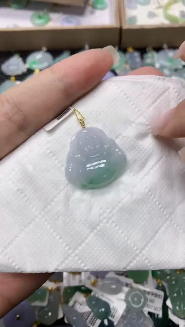 颈饰18K金镶嵌翡翠1111111111