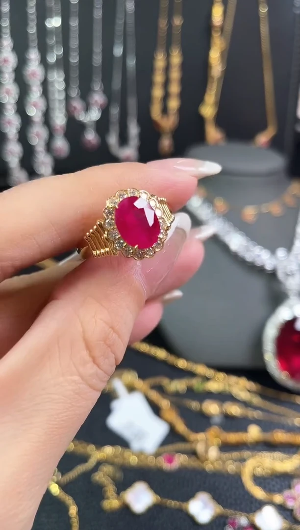 戒指18K金镶嵌红宝石2.3ct@@
