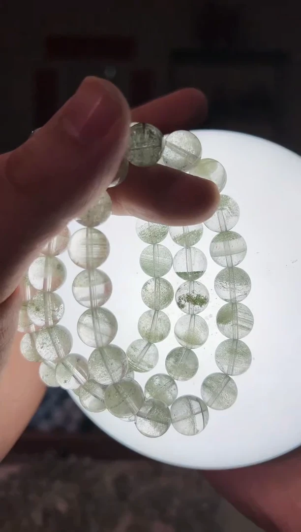 【闪购商品】水晶手串未镶嵌11±mm绿幽灵千层（多样性发其一）